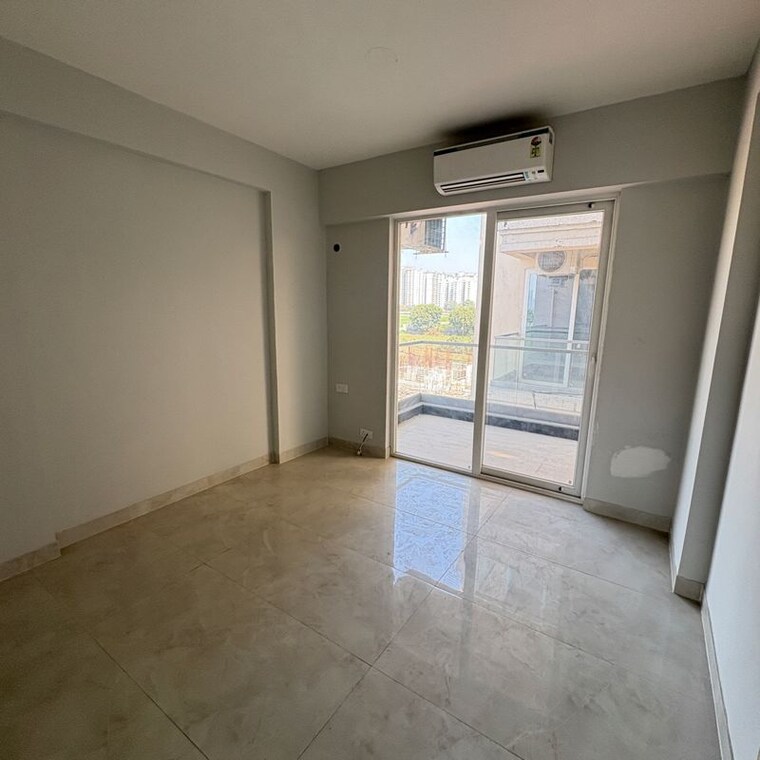 Room, signature-global-city 2 Bedroom 1050 Sq.Ft. Apartment In Sector 37d Gurgaon 10044177