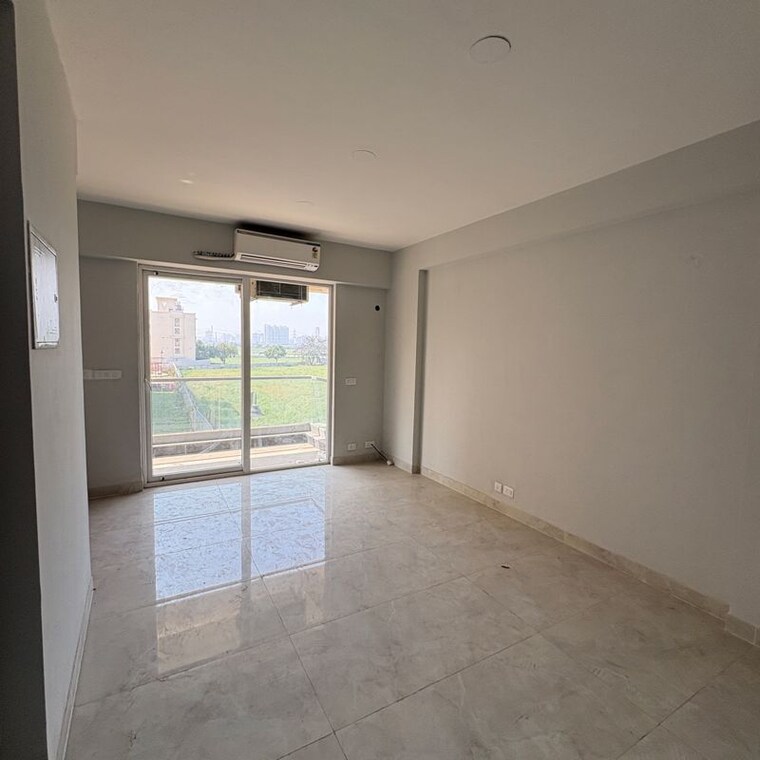 Room, signature-global-city 2 Bedroom 1050 Sq.Ft. Apartment In Sector 37d Gurgaon 10044177