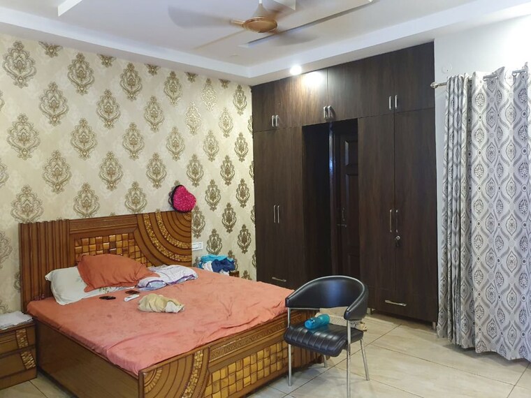 Bedroom, sector 125 5 Bedroom 200 Sq.Yd. Independent House In Sector 125 Mohali 10044194