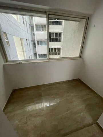 Room in 1 BHK Apartment at Vascon Forest County, Kharadi – for Rent