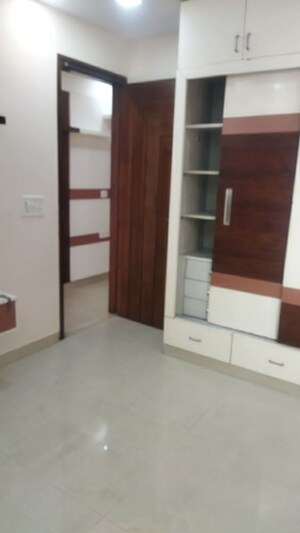 Room in 3 BHK Builder Floor at Rohini Sector 24 – for Sale