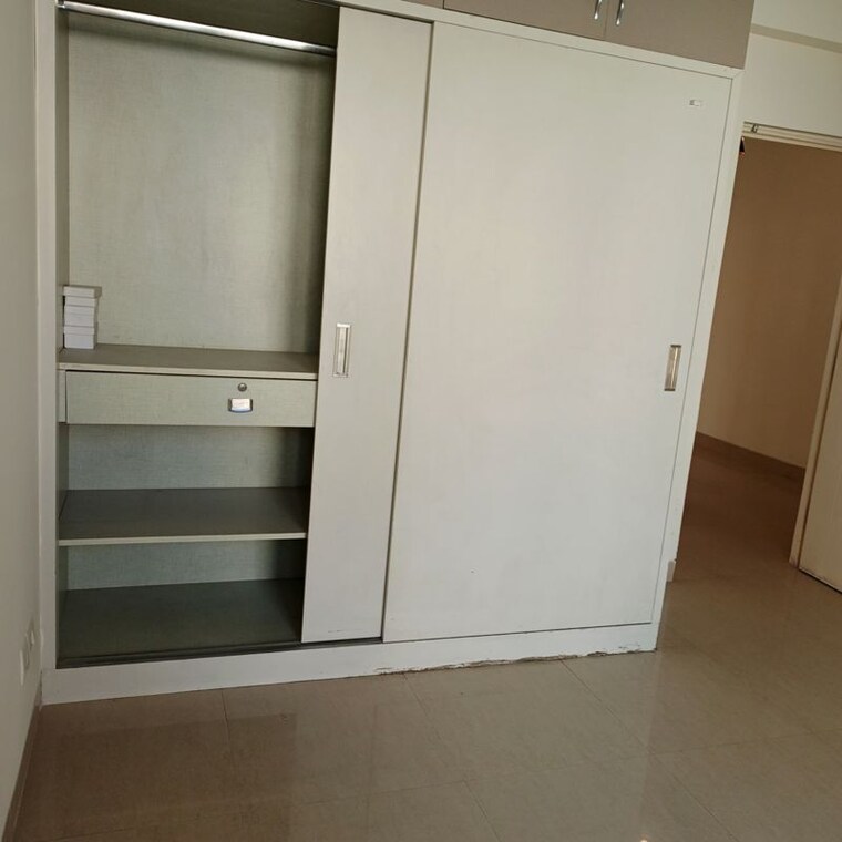 undefined, pioneer-park-phase-1 2.5 Bedroom 1380 Sq.Ft. Apartment In Sector 61 Gurgaon 10044262