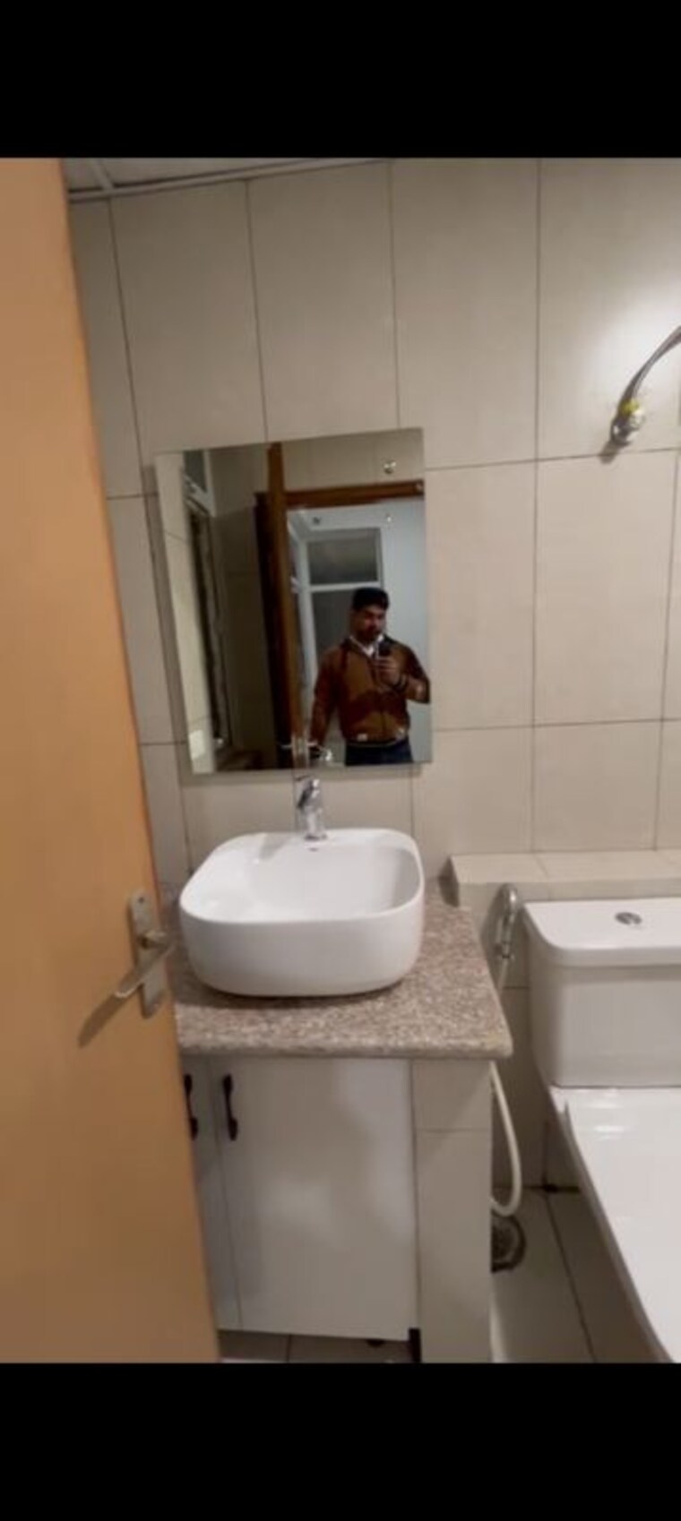 Bathroom, ss-the-leaf 3.5 Bedroom 2408 Sq.Ft. Apartment In Sector 85 Gurgaon 10044265