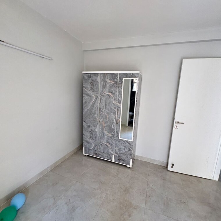 Room, signature-global-city 3 Bedroom 1250 Sq.Ft. Apartment In Sector 37d Gurgaon 10044272