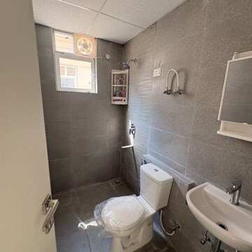 Bathroom in 3 BHK Apartment at Signature Global City, Sector 37d – for Rent