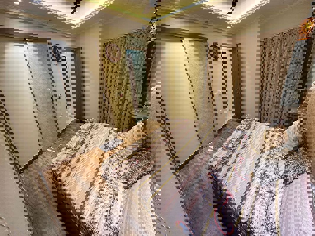 2 BHK 720 Sq.Ft. Apartment in Courtyard by Narang Realty and The Wadhwa Group