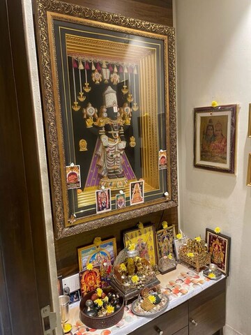 Furnished Amenities in 4 BHK Apartment at Anita Residency Madhapur, Madhapur – for Sale