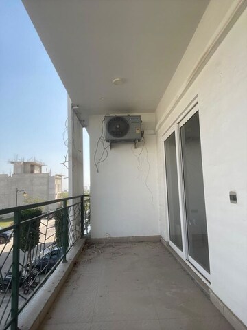 Building Lobby in 3 BHK Independent House at Central Park Flower Valley, Sohna Sector 33 – for Sale