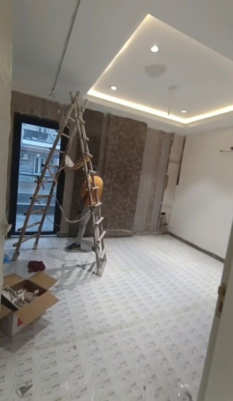 Living Room, vivek vihar phase 1 3.5 Bedroom 1800 Sq.Ft. Builder Floor In Vivek Vihar Phase 1 Delhi 10044328