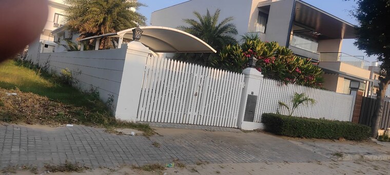 Exterior View, dlf-hyde-park  250 Sq.Yd. Plot In South Mullanpur Chandigarh 10044332