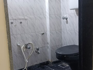 Bathroom in 3 BHK Apartment at Shree Krishna Heights Malad, Malad East – for Rent