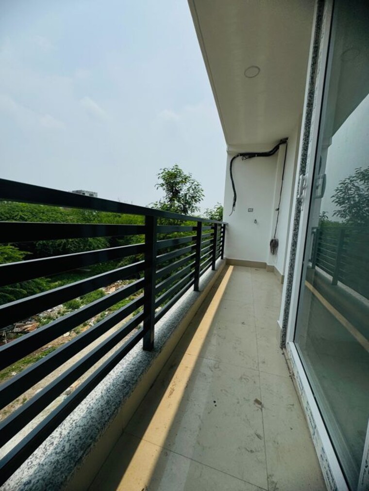 Balcony, palm-residency-chhatarpur 3 Bedroom 1200 Sq.Ft. Builder Floor In Chattarpur Delhi 10044341