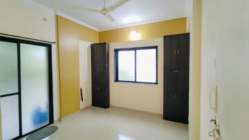 Room in 2 BHK Apartment at Anand Vihar, Ravet – for Rent