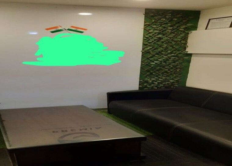 Bedroom, sector 62 Commercial Office Space in IT/SEZ 1160 Sq.Ft. In Sector 62 Noida 10044340