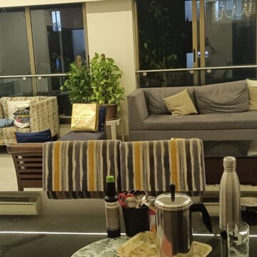 2 BHK Apartment For Sale in Walkeshwar