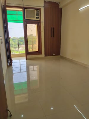 Room in 1 BHK Builder Floor at Neb Sarai – for Rent