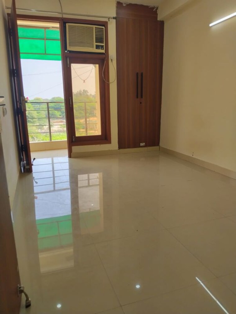 Room, neb sarai 1 Bedroom 450 Sq.Ft. Builder Floor In Neb Sarai Delhi 10044373
