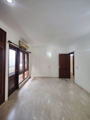 4 BHK Builder Floor For Sale in Chanakyapuri