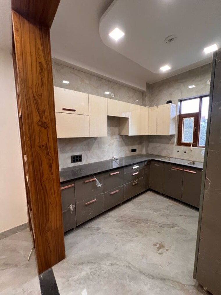 Kitchen, green fields colony 3 Bedroom 1600 Sq.Ft. Builder Floor In Green Fields Colony Faridabad 10044385