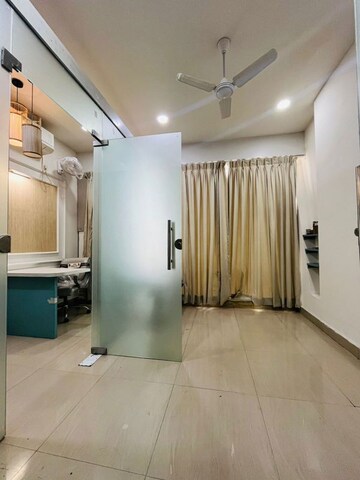  Office Space For Rent in Telibandha