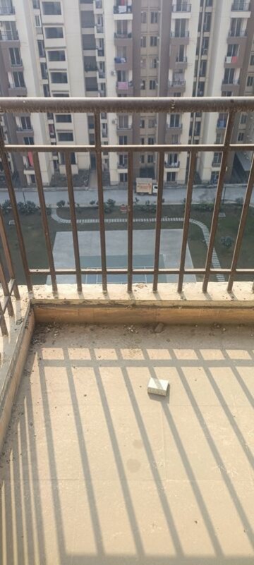 Balcony in 2 BHK Apartment at Amrapali Golf Homes, Sector 4 Greater Noida – for Sale