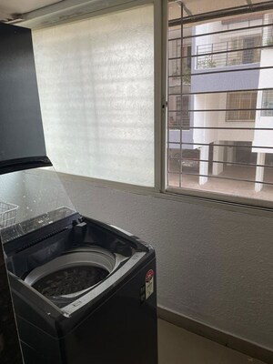 Furnished Amenities in 3 BHK Apartment at Koregaon Park Annexe – for Rent