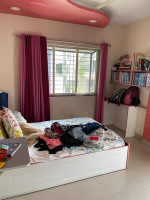 Bedroom in 3 BHK Apartment at Koregaon Park Annexe – for Rent