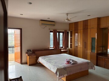 Bedroom in 3 BHK Apartment at Jubilee Hills – for Sale