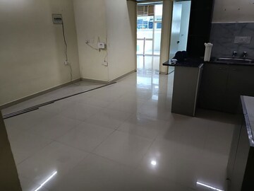 Room in 2 BHK Apartment at Pyramid Fusion Homes, Sector 70a – for Rent