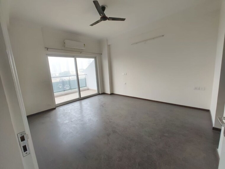 Room, shree-vardhman-victoria 3 Bedroom 1950 Sq.Ft. Apartment In Sector 70 Gurgaon 10044481