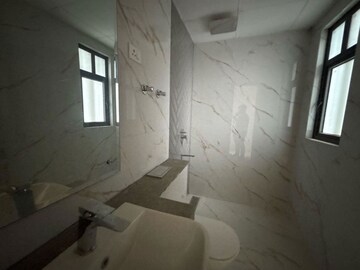 Bathroom in 3.5 BHK Apartment at M3M Heights, Sector 65 – for Sale