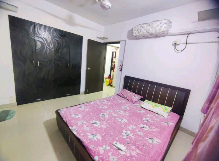 2 BHK + Pooja Room Apartment For Rent in Runwal Garden City