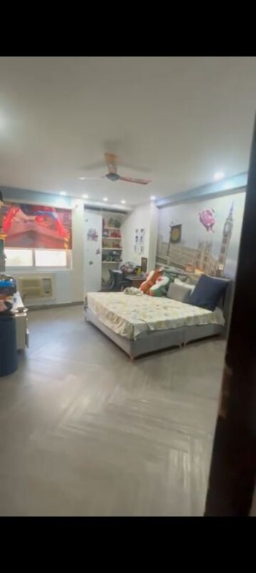 Bedroom in 4 BHK Apartment at ATS Advantage, Ahinsa Khand 1 – for Sale