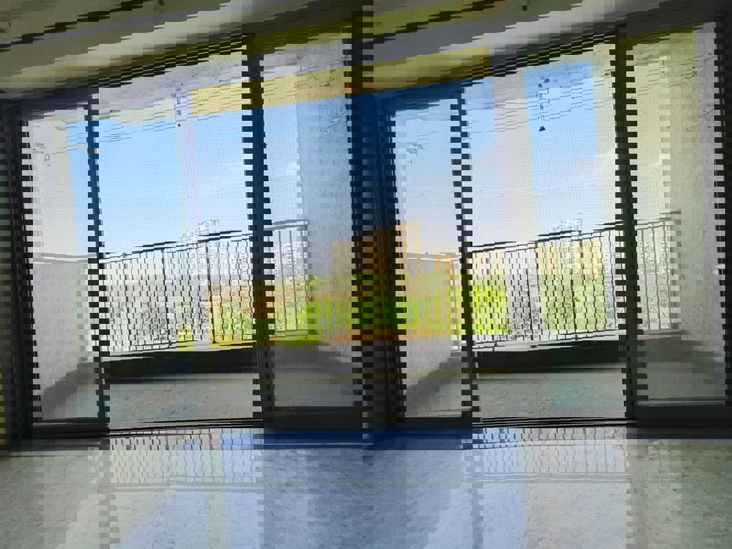 2 BHK + Pooja Room,Extra Room 980 Sq.Ft. Apartment in Lodha Golflinks