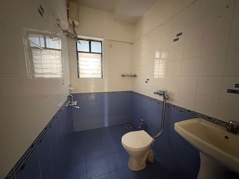 Bathroom, k-raheja-vistas-premiere 2 Bedroom 1250 Sq.Ft. Apartment In Mohammadwadi Pune 10044549