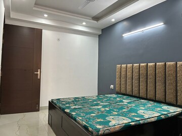 Bedroom in 2 BHK Builder Floor at Saket – for Rent