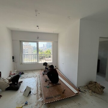 Room in 2 BHK Apartment at 66 Aventus Avenue, Sukarwadi – for Rent