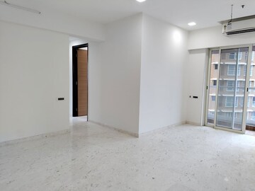 Room in 2 BHK Apartment at Ekta Tripolis, Goregaon West – for Rent