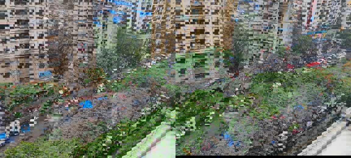 3 BHK + Extra Room 1200 Sq.Ft. Apartment in Lokhandwala Octacrest