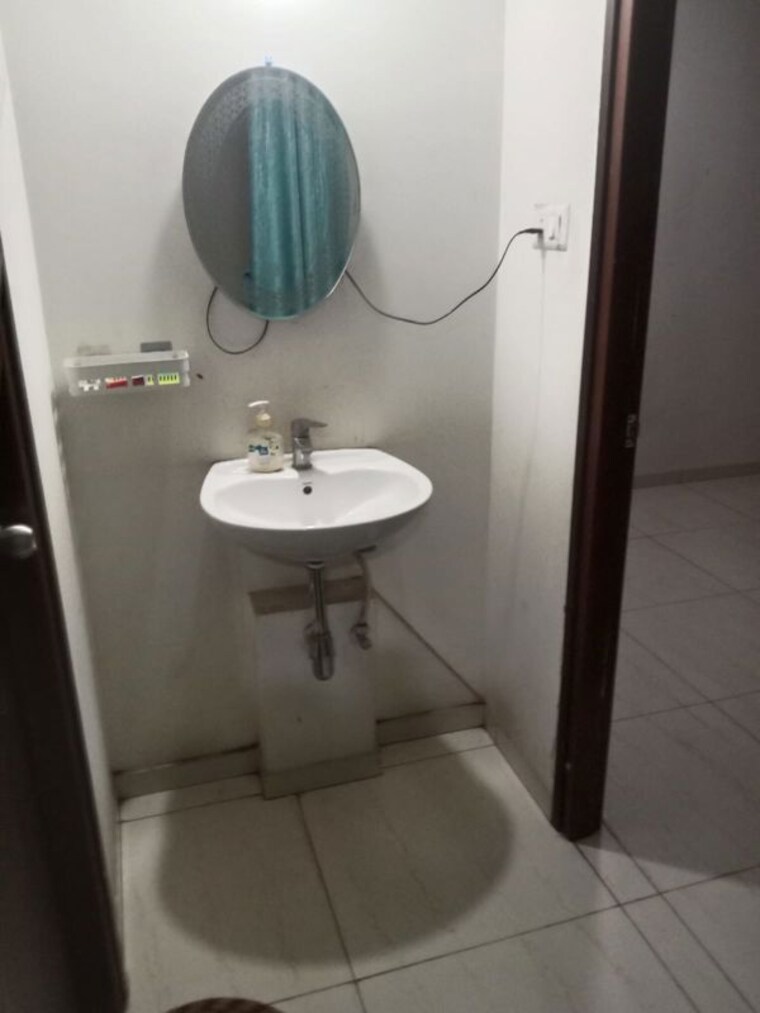 Bathroom, mahindra-centralis-tower-3 1 Bedroom 600 Sq.Ft. Apartment In Pimpri Pune 10044614