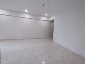 Room in 2 BHK Apartment at K Raheja Heights, Malad East – for Rent