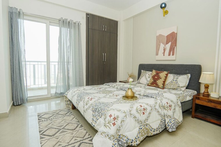 Bedroom, migsun-vilaasa 5 Bedroom 3520 Sq.Ft. Apartment In Eta Ii Greater Noida Greater Noida 10044621