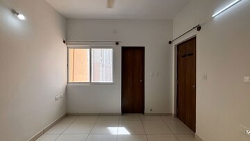 Room in  Apartment at Prestige Finsbury Park Regent, Bagaluru – for Rent