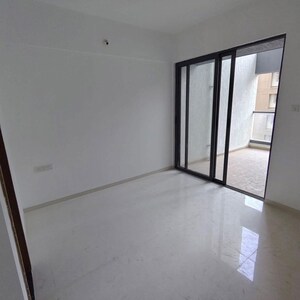 Room in 2 BHK Builder Floor at Majestique 38 Park Majestique Phase 3, Undri – for Rent