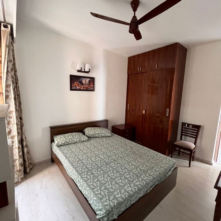 Bedroom, pioneer-park-phase-1 4 Bedroom 2450 Sq.Ft. Apartment In Sector 61 Gurgaon 10044740
