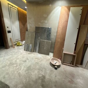 Room in 3 BHK Builder Floor at New Rajinder Nagar – for Sale