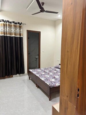 Bedroom in 3 BHK Apartment at Kharar Road – for Rent