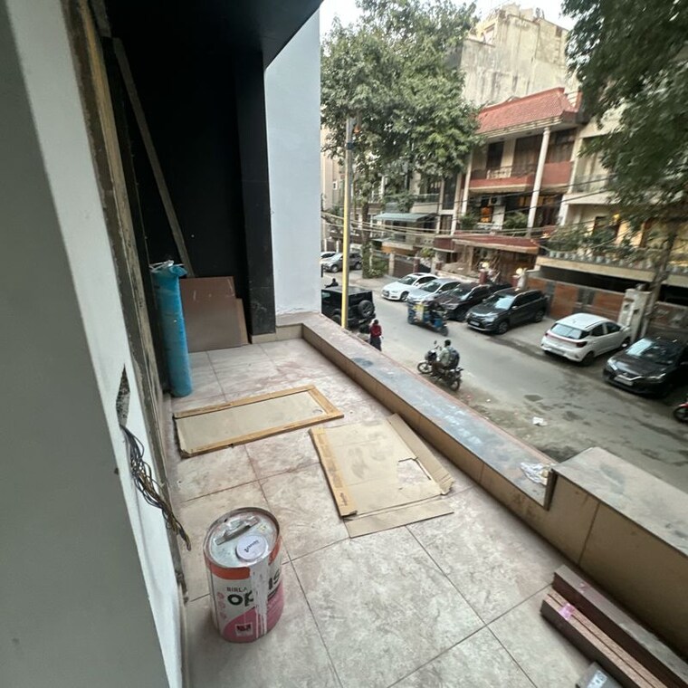Balcony, new rajinder nagar 3 Bedroom 200 Sq.Yd. Builder Floor In New Rajinder Nagar Delhi 10044864