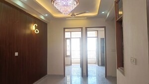 Room in 2 BHK Builder Floor at Sector 73 – for Sale
