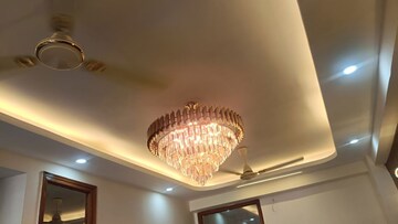 Furnished Amenities in 2 BHK Builder Floor at Sector 73 – for Sale